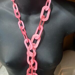 Fun long links necklace lucite links bright pink vintage
